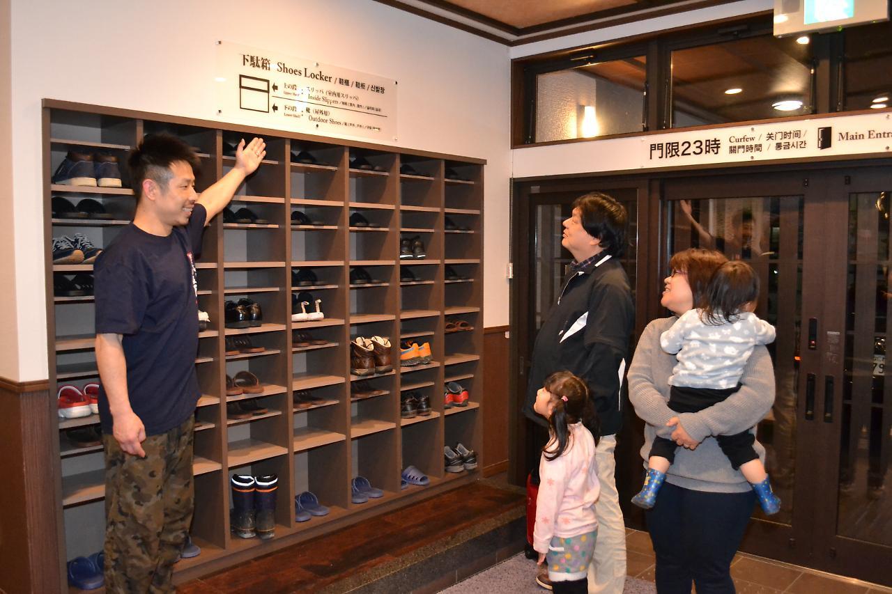 Onsenminshuku Kosakaya Hotel Nachikatsuura Buitenkant foto