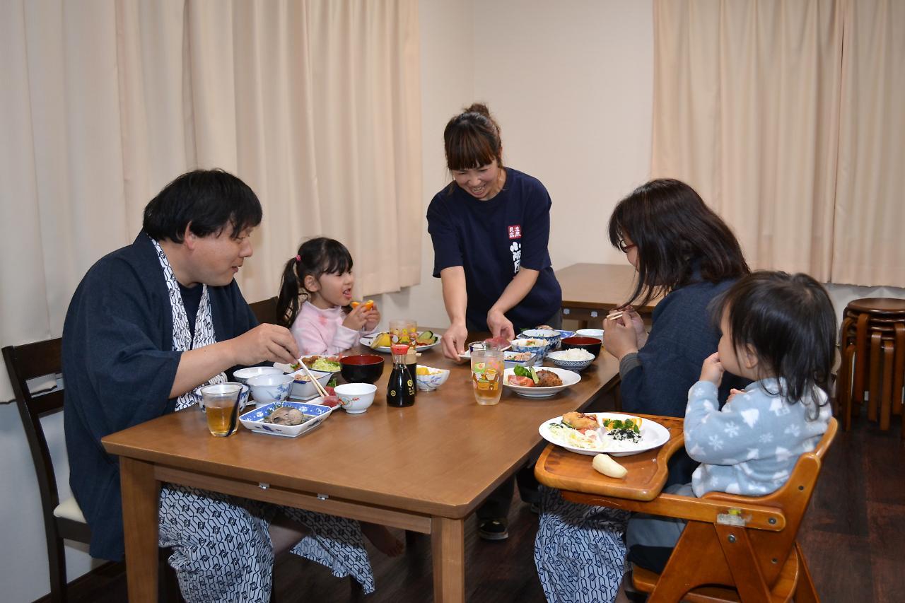 Onsenminshuku Kosakaya Hotel Nachikatsuura Buitenkant foto