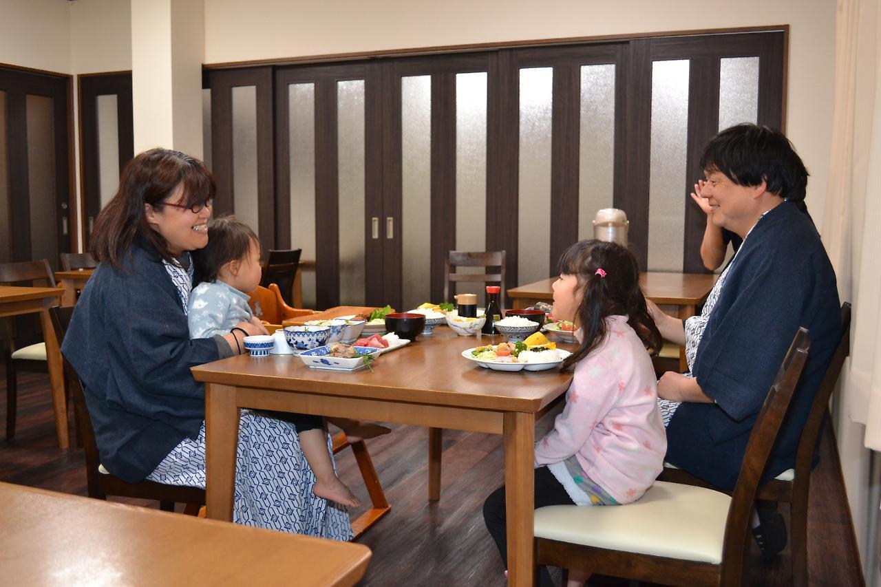 Onsenminshuku Kosakaya Hotel Nachikatsuura Buitenkant foto
