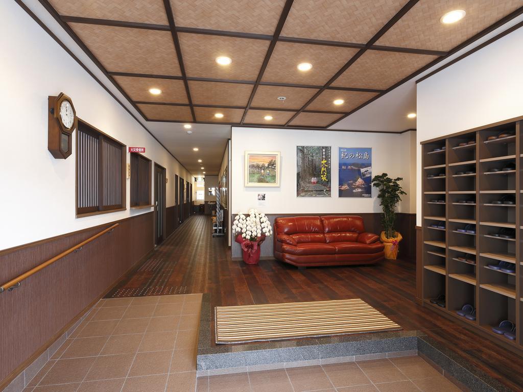 Onsenminshuku Kosakaya Hotel Nachikatsuura Buitenkant foto