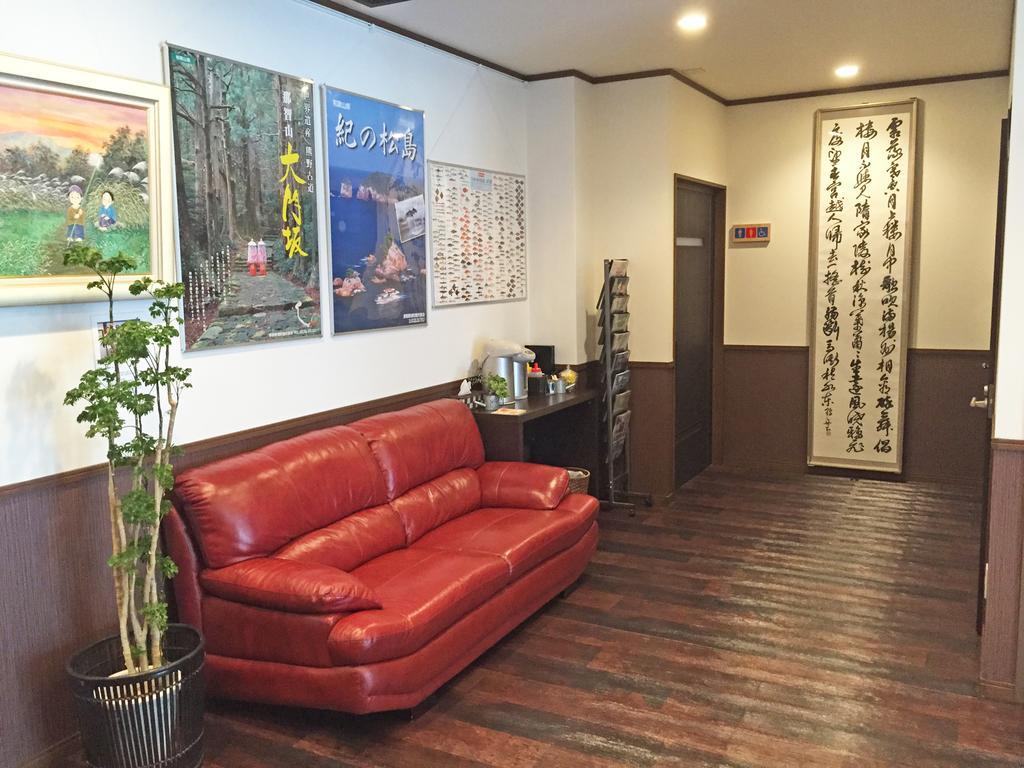 Onsenminshuku Kosakaya Hotel Nachikatsuura Buitenkant foto