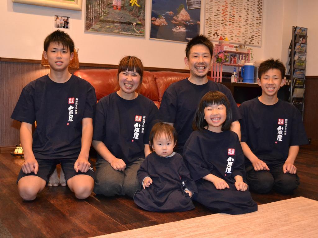 Onsenminshuku Kosakaya Hotel Nachikatsuura Buitenkant foto